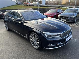 BMW Řada 7 4,4 i 750Li xDrive Individual sedan - Foto 6