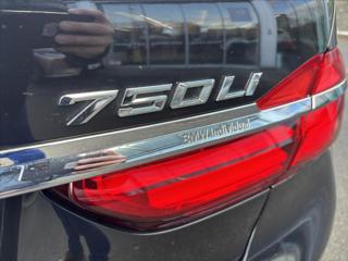 BMW Řada 7 4,4 i 750Li xDrive Individual sedan - Foto 33