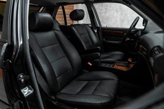 BMW Řada 7 Shadow-line sedan - Foto 23
