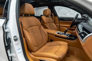 BMW Řada 7 Li xDrive sedan - Foto 30