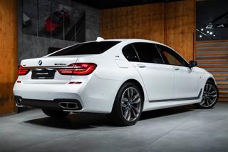 BMW Řada 7 Li xDrive sedan - Foto 32