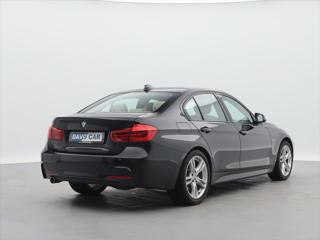 BMW Řada 3 2,0 318d M Sport Aut. CZ DPH sedan - Foto 7