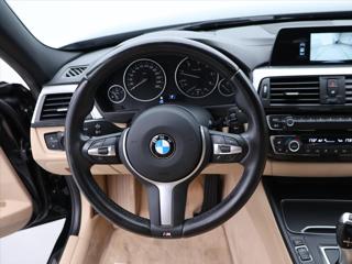 BMW Řada 3 2,0 318d M Sport Aut. CZ DPH sedan - Foto 18