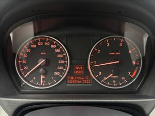 BMW Řada 3 2,0 i POLOKŮŽE AC VELKÝ SERVIS sedan - Foto 15