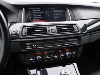 BMW Řada 5 2,0 d 160kW xDrive Aut. CZ sedan - Foto 23