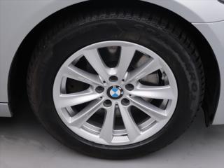 BMW Řada 5 2,0 d 160kW xDrive Aut. CZ sedan - Foto 31