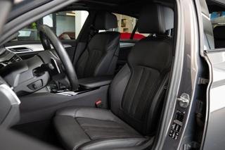 BMW Řada 5 M550d xDrive/HarmanKardon/Ventilovaná sedadla sedan - Foto 6