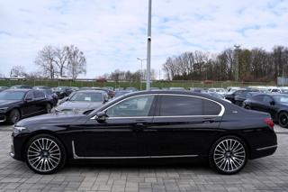BMW Řada 7 M760Li xDrive/6.6i/V12/590PS sedan - Foto 3