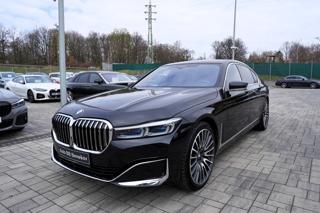 BMW Řada 7 M760Li xDrive/6.6i/V12/590PS sedan - Foto 2