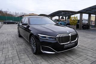BMW Řada 7 M760Li xDrive/6.6i/V12/590PS sedan - Foto 8