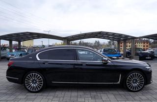 BMW Řada 7 M760Li xDrive/6.6i/V12/590PS sedan - Foto 7