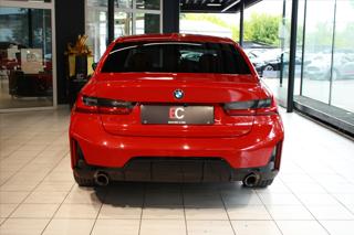 BMW Řada 3 320d xDrive M Sport DAProf / NezTop sedan - Foto 4