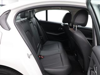 BMW Řada 3 2,0 320d 140 kW xDrive ADVANTAGE sedan - Foto 8