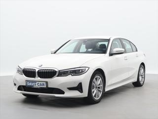 BMW Řada 3 2,0 320d 140 kW xDrive ADVANTAGE sedan - Foto 28
