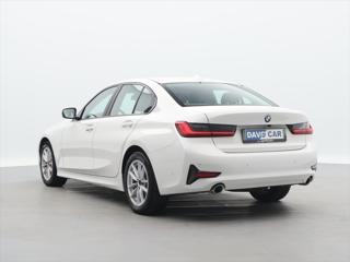 BMW Řada 3 2,0 320d 140 kW xDrive ADVANTAGE sedan - Foto 30