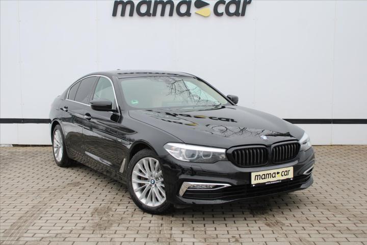 Vůz s VIN WBAJB51030B371164