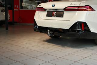 BMW Řada 5 540d xDrive M Sport DAProf / Pano / NezTop sedan - Foto 28