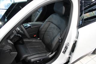BMW Řada 5 540d xDrive M Sport DAProf / Pano / NezTop sedan - Foto 12