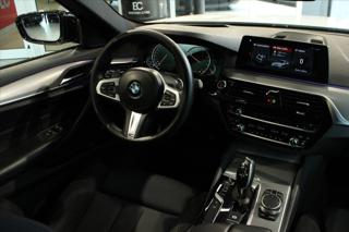 BMW Řada 5 520d xDrive M Sport Fullservis/360°/HUD/AdLED sedan - Foto 14