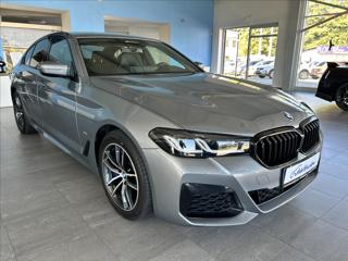 BMW Řada 5 3,0   530xD,210kW,ČR,M-SPORT,DPH sedan