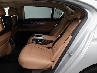 BMW Řada 7 3,0 730LD xDrive CZ DPH sedan - Foto 15
