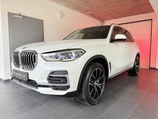 BMW X5 30d*XDR*LASER*NEZ.TOP*ZÁRUKA SUV