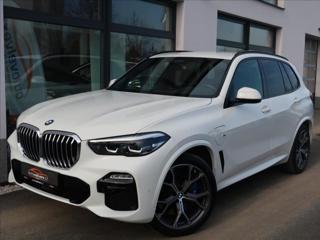 BMW X5 3,0 xDrive45e,210kW,1majČR,DPH SUV