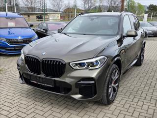 BMW X5 3,0 xDrive40i M paket *HUD*TAŽNÉ* SUV