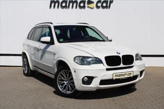 BMW X5 xDrive 40d M PAKET 7-MÍST SUV