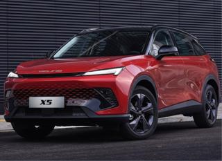 BAIC X5 1,5 4x2  1.5T+7DCT SUV