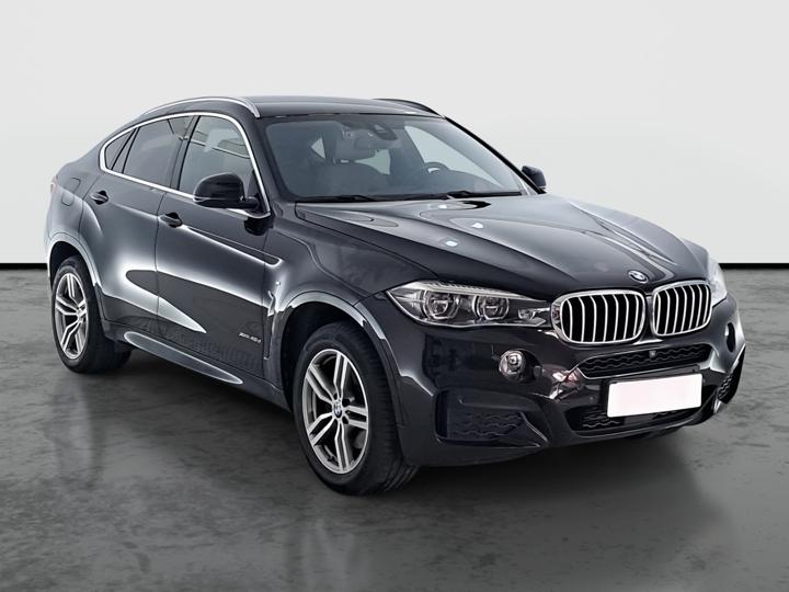 BMW X6 - ilustrační obrázek