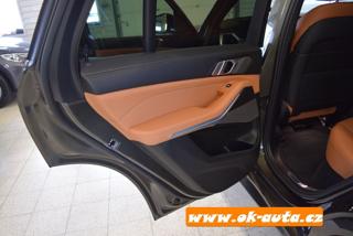 BMW X5 xDRIVE M SPORTONÍ PAKET TZ CZ SUV - Foto 36
