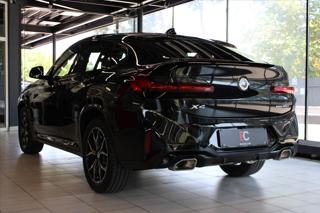 BMW X4 xDrive20d M Sport Laser/Tažné SUV - Foto 4