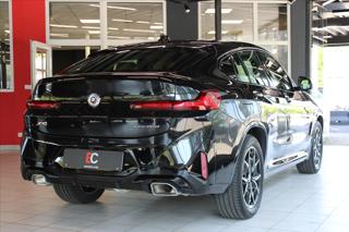 BMW X4 xDrive20d M Sport Laser/Tažné SUV - Foto 6