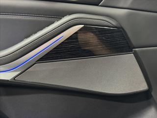 BMW X5 40d M-SPORT VZDUCH ZÁRUKA SUV - Foto 34