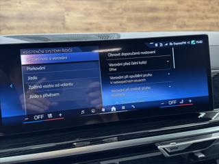 BMW X5 40d M-SPORT VZDUCH ZÁRUKA SUV - Foto 24