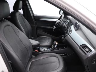 BMW X1 2,0 20d 140kW xDrive Kůže Navi SUV - Foto 15