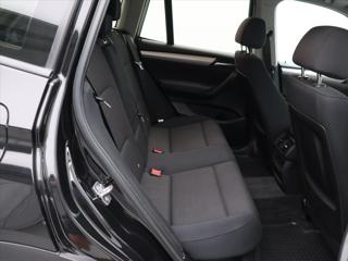 BMW X3 2,0 20d xD 135kW Aut. CZ Tažné SUV - Foto 11