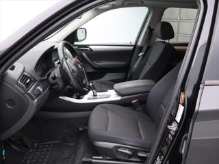 BMW X3 2,0 20d xD 135kW Aut. CZ Tažné SUV - Foto 10