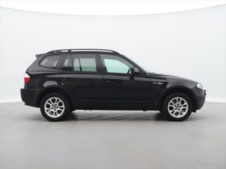 BMW X3 2,5 R6 141KW CZ Aut. 4x4 SUV - Foto 2