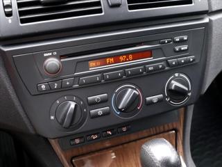 BMW X3 2,5 R6 141KW CZ Aut. 4x4 SUV - Foto 17