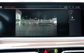 BMW X7 M50i xDrive/AT9/22"/ČR/530 PS SUV - Foto 49