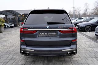 BMW X7 M50i xDrive/AT9/22"/ČR/530 PS SUV - Foto 5