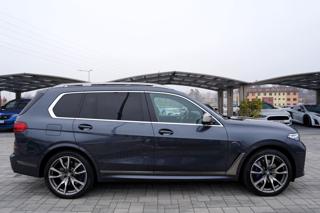 BMW X7 M50i xDrive/AT9/22"/ČR/530 PS SUV - Foto 7