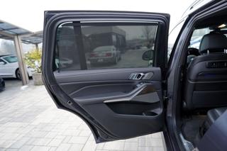 BMW X7 M50i xDrive/AT9/22"/ČR/530 PS SUV - Foto 21