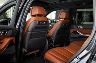 BMW X7 M50i/360/HarmanKardon/Pano SUV - Foto 10