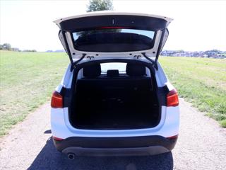 BMW X1 2.0 18d xD Aut CZ Advantage SUV - Foto 2