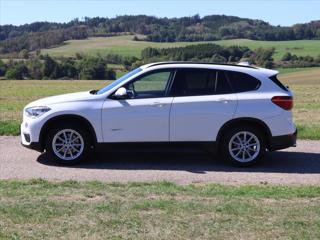 BMW X1 2.0 18d xD Aut CZ Advantage SUV - Foto 17
