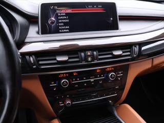 BMW X6 3,0 40d 230kW xD Aut. CZ LED SUV - Foto 21