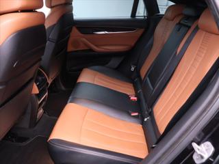 BMW X6 3,0 40d 230kW xD Aut. CZ LED SUV - Foto 14